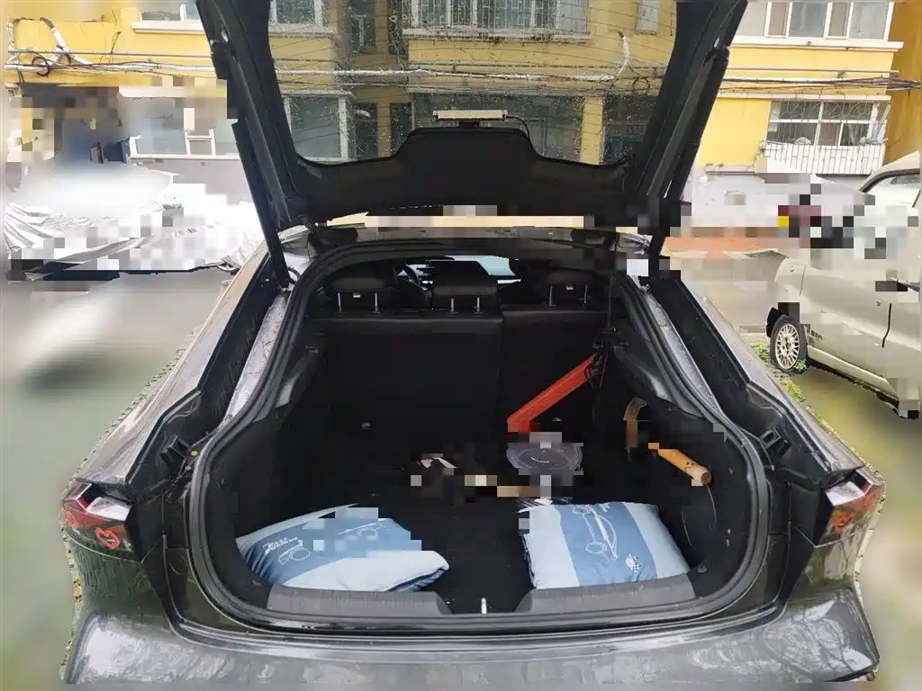 CHANGAN UNI-V