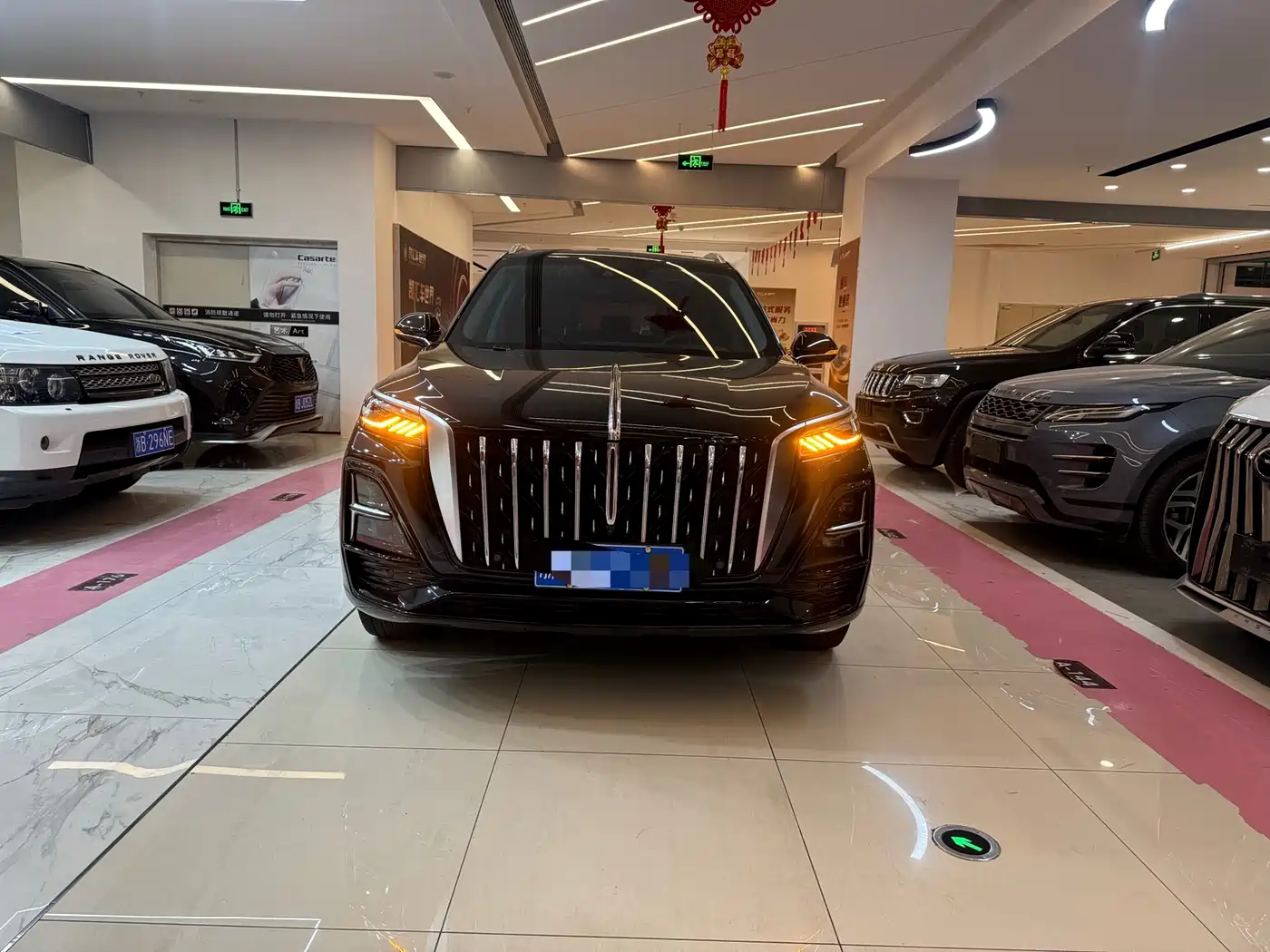 Hongqi HS5 2023 2.0T Flag Enjoy Pro Edition фото 2
