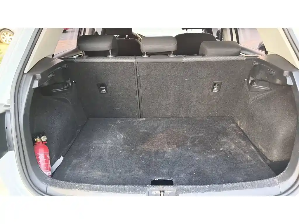 Фото 4 - Volkswagen Golf
