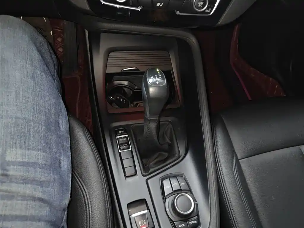 BMW X1 2019 sDrive18Li Fashion Model фото 14