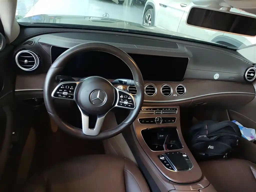 Mercedes-Benz E-Class 2020 E 300 L Fashion фото 10