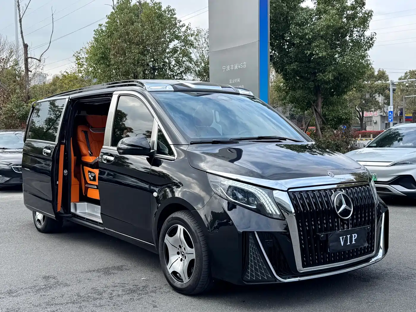 MERCEDES-BENZ VITO