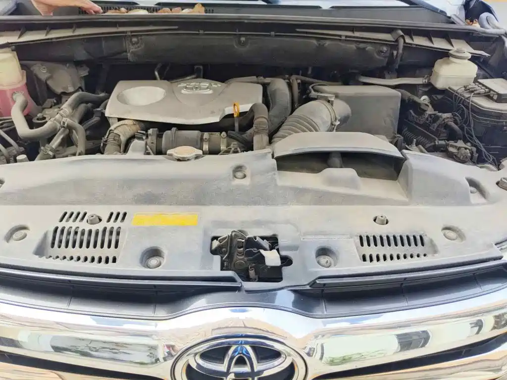 Фото 3 - Toyota Highlander