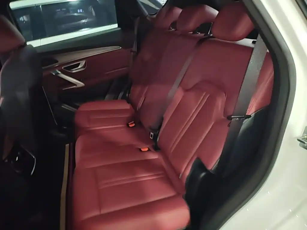 Jetour X70 PLUS 2026 2025 Champion Edition 1.5T DCT Champion PRO 5-seater