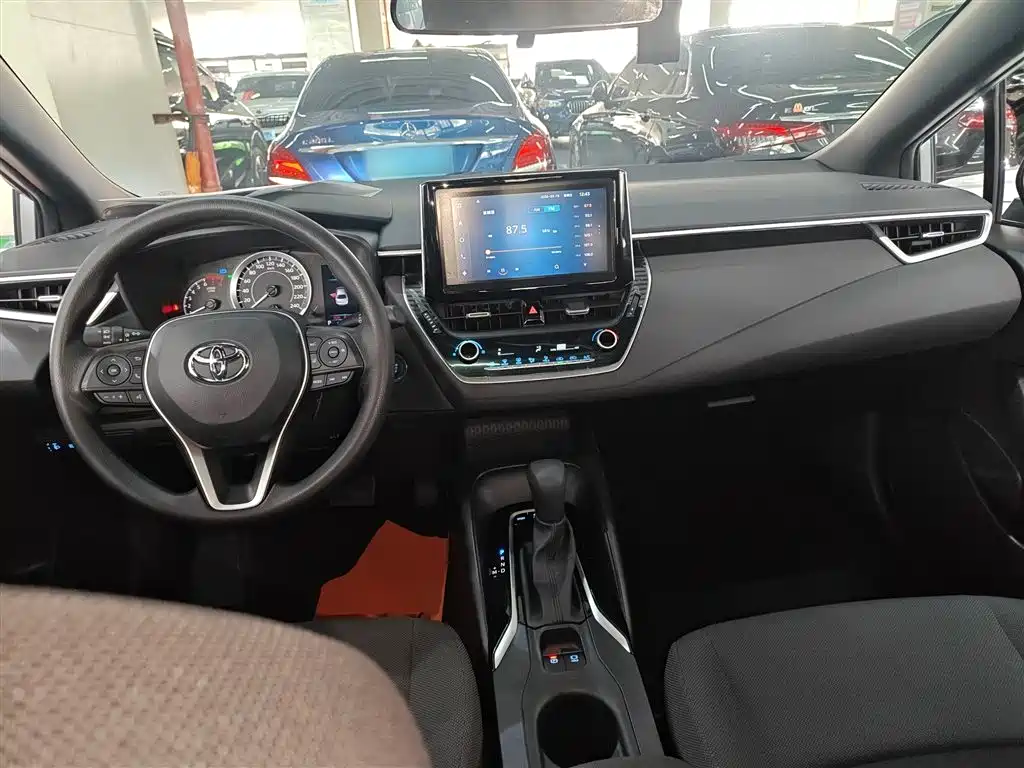 Toyota Levin 2021 185T CVT Luxury Edition фото 6