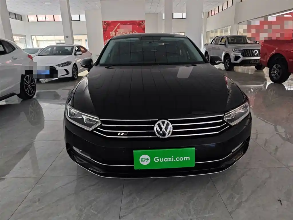Volkswagen Magotan 2018 280TSI DSG Premium фото 3