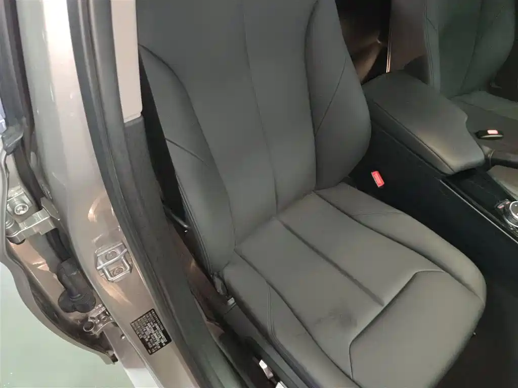 BMW 3 Series 2017 320Li Fashion фото 20