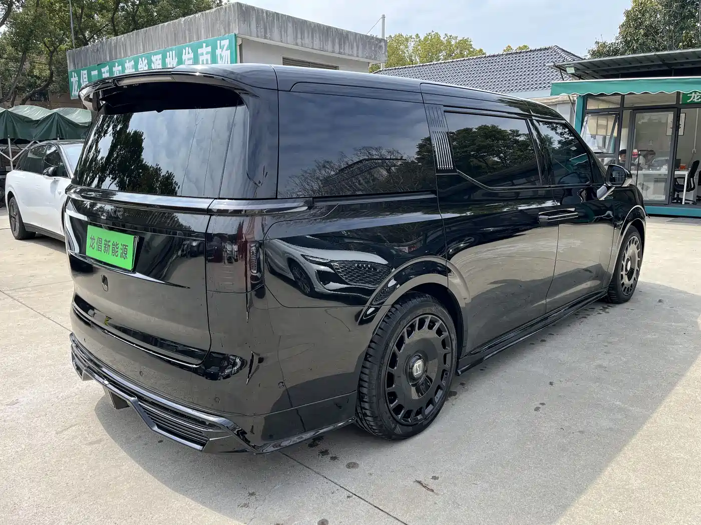 ZEEKR EXTREME KRYPTON 009