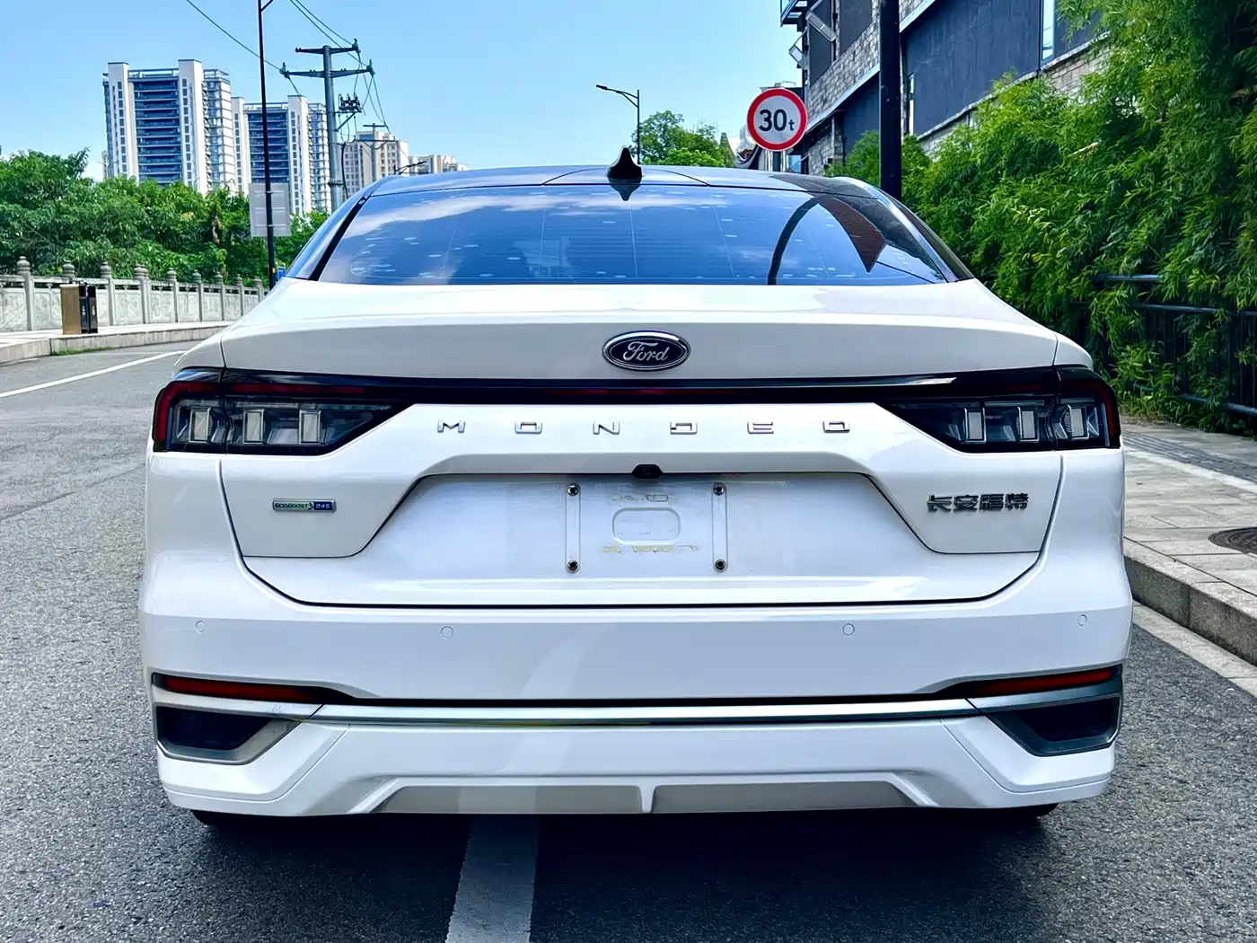 Фото 7 - Ford Mondeo