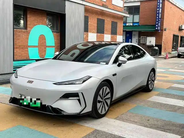 Geely Galaxy E8 2024 550km RWD MAX