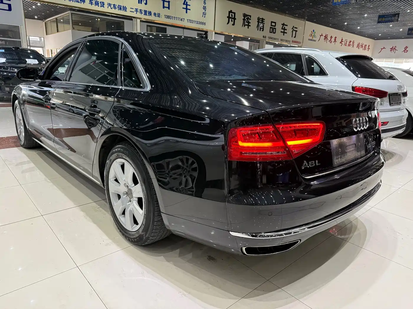Audi A8 2013 A8L 45 TFSI quattro Luxury фото 4