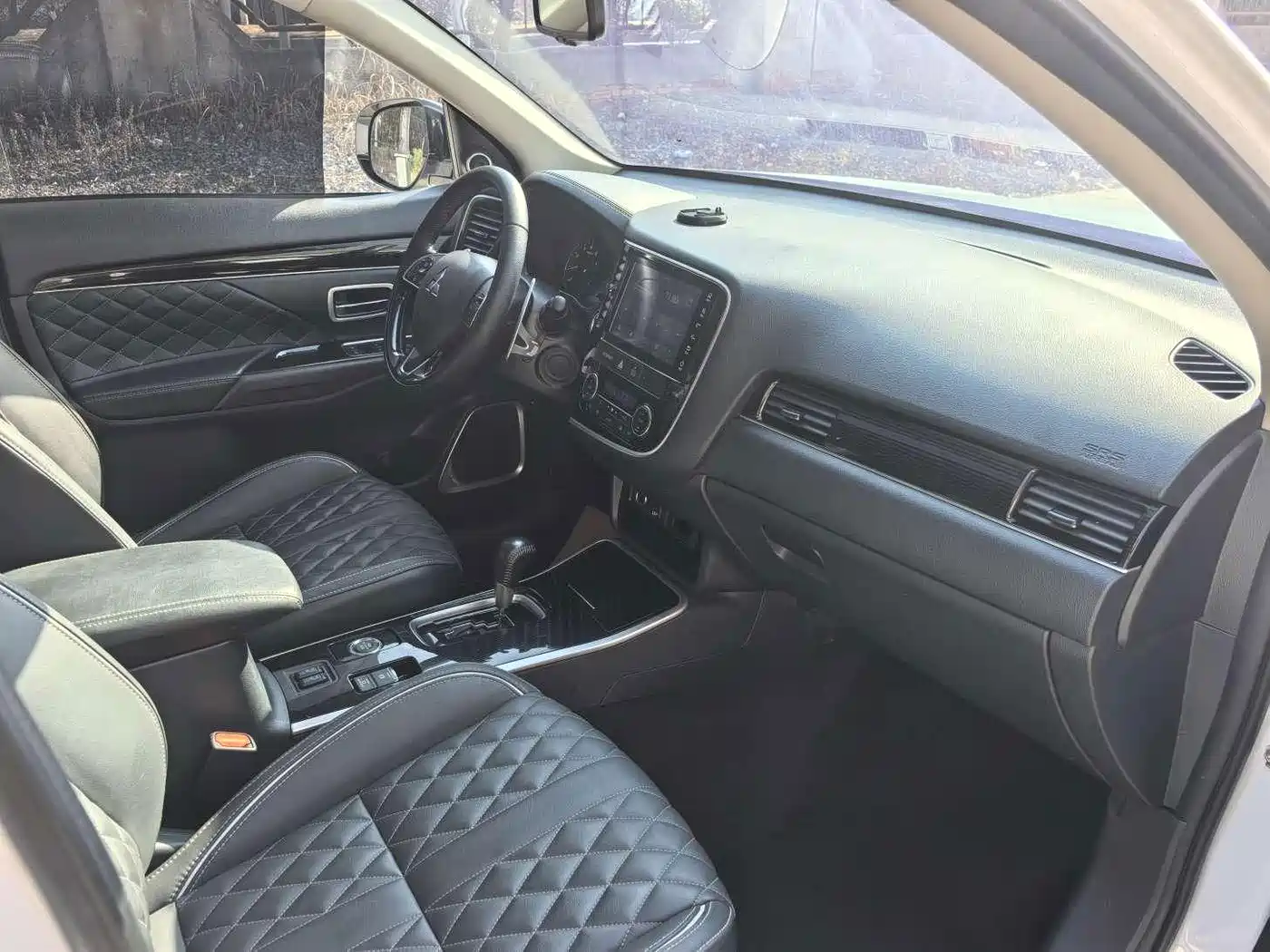 Mitsubishi Outlander 2022 2021 2.4L 4WD Yaodong Edition 5-seater