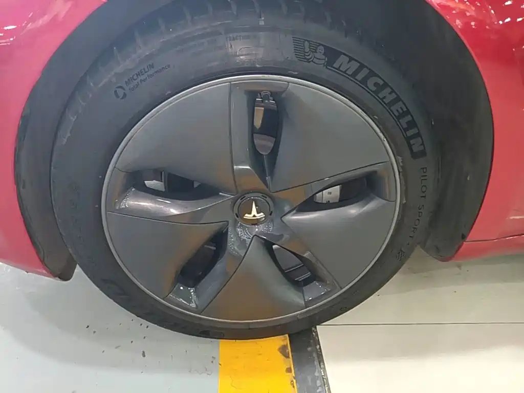 Tesla Model 3 2020 2020 Facelift Standard Range RWD Upgrade