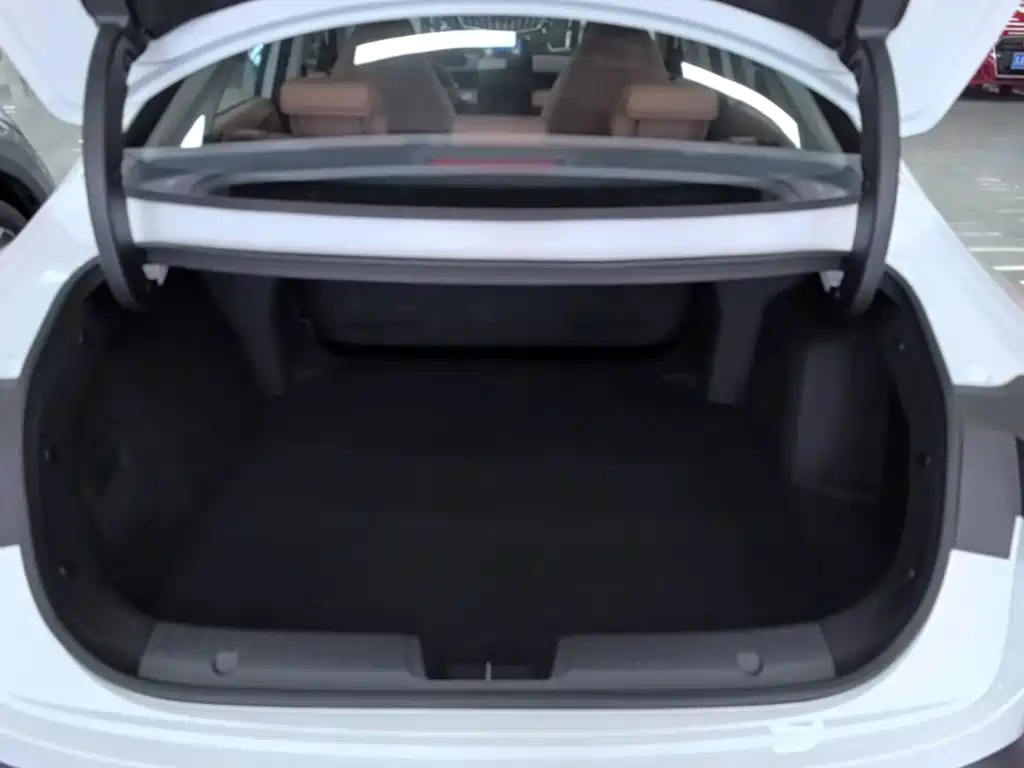 Changan Eado PHEV 2026 2025 Smart New Blue Whale 145KM Battleship Edition