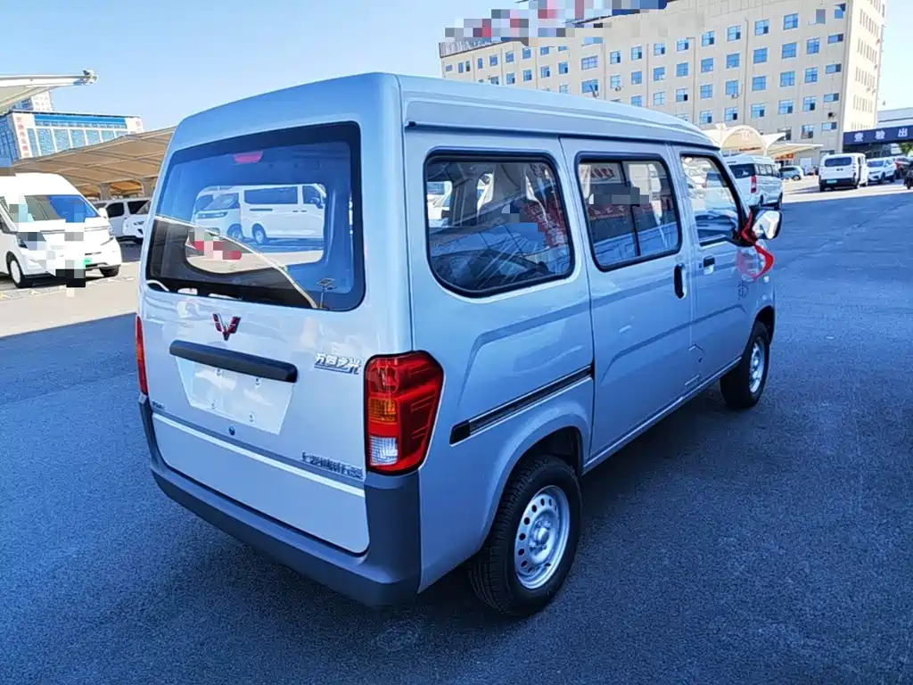 Wuling Motors Wuling Zhiguang 2026 2023 1.5L Utility 5/7-seater