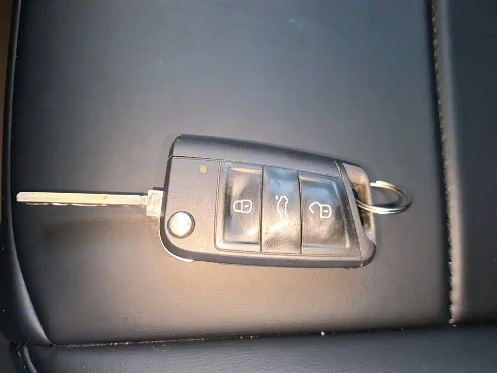 VOLKSWAGEN TU KAI