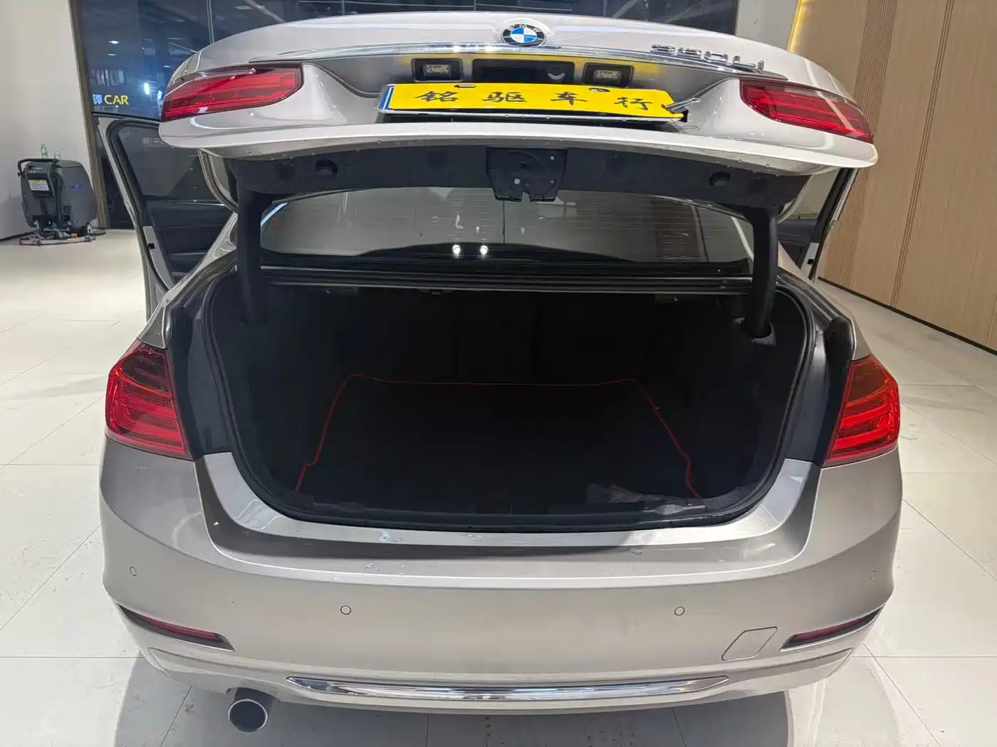 BMW 3 Series 2015 320Li Fashion фото 17