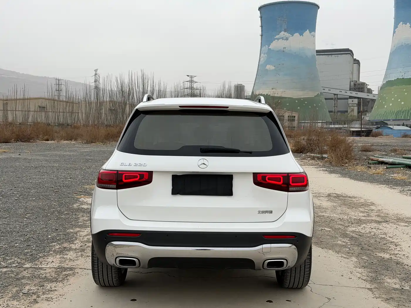 MERCEDES-BENZ GLB