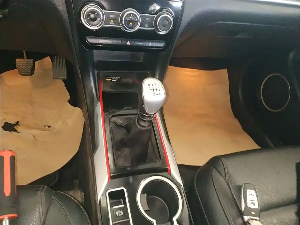 Haval H2 2017 Blue Label 1.5T Manual 2WD Luxury фото 10