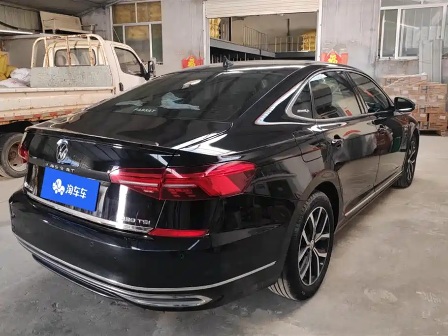 Volkswagen Passat 2020 330TSI Elite Edition China VI фото 3