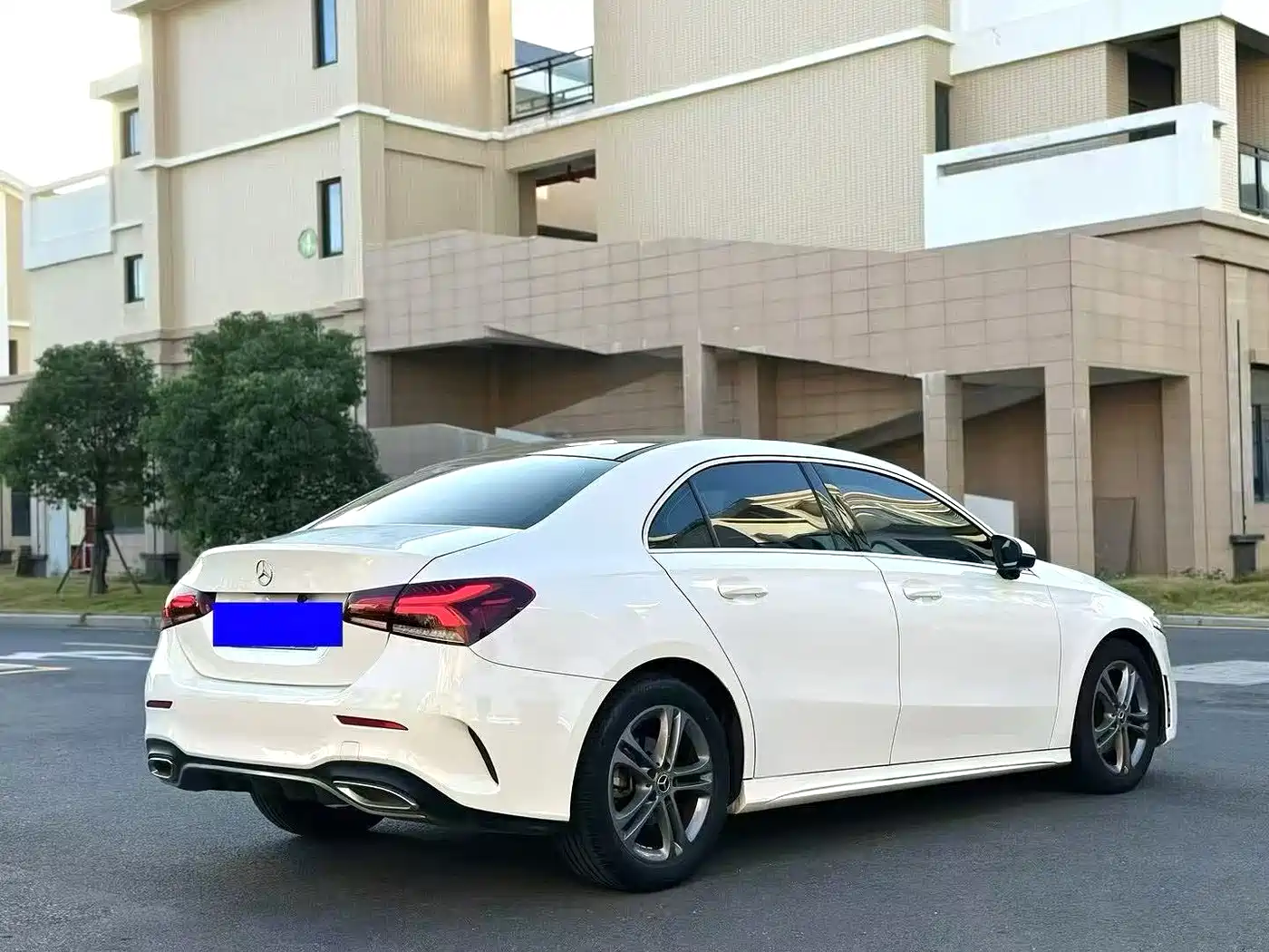 Mercedes-Benz A-Class 2020 Facelift A 180 L Sport Sedan фото 8