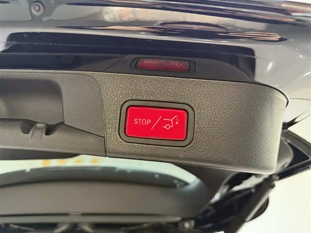 Mercedes-Benz GLB 2024 Facelift GLB 200 Dynamic фото 17