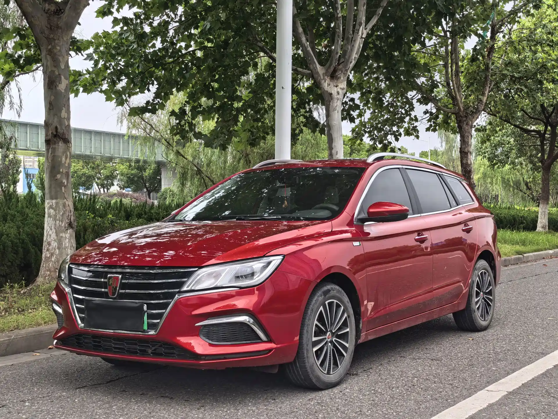 Photo 1 - Roewe Ei5