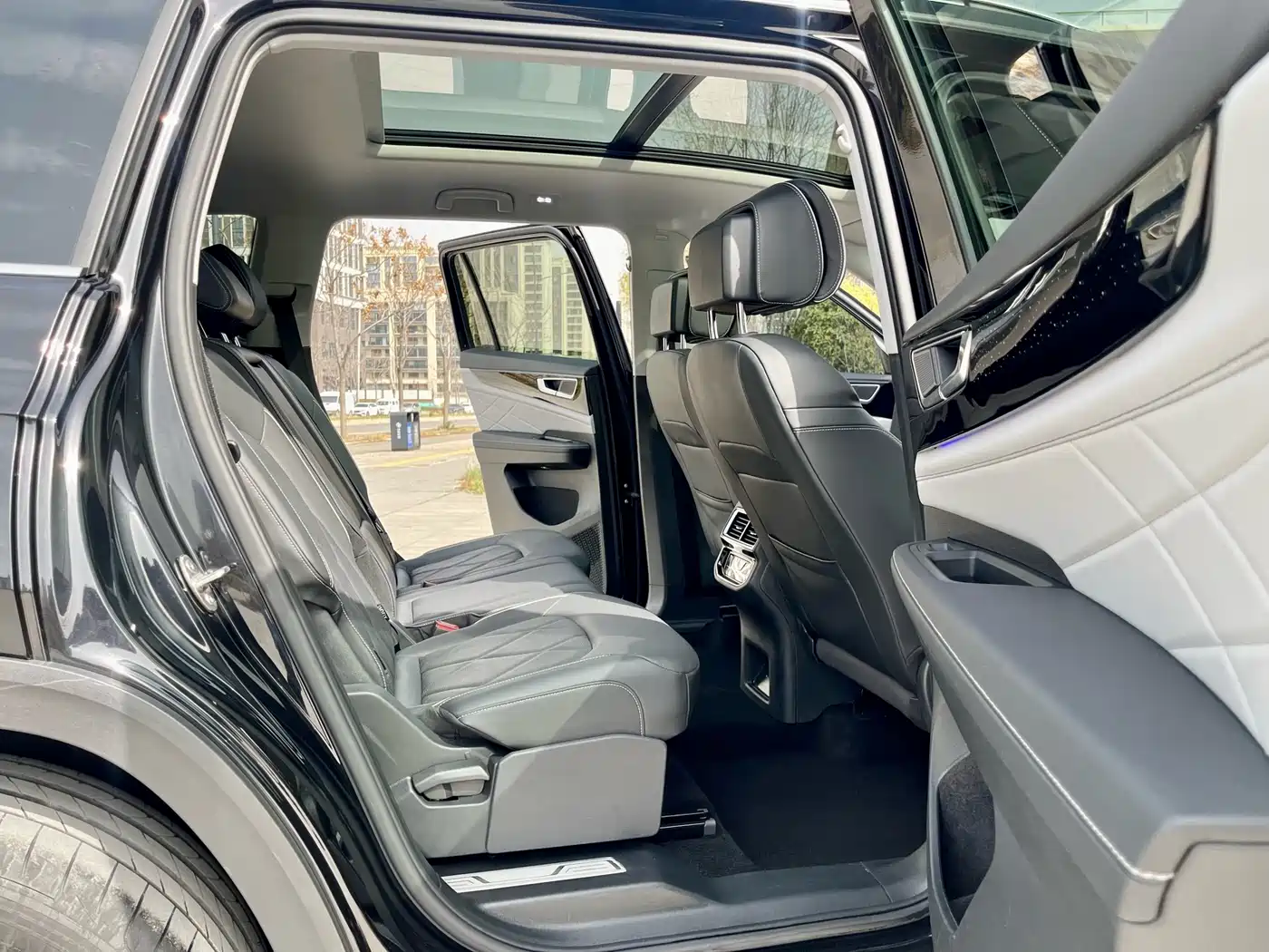 Volkswagen Teramont 2024 380TSI 4WD Prestige Luxury Edition фото 17