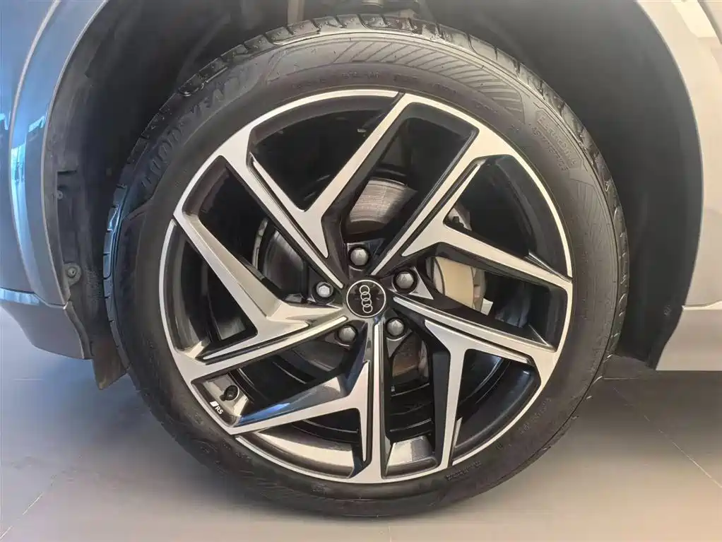 Audi Q6L e-tron 2025 2025 Model Pioneer Edition