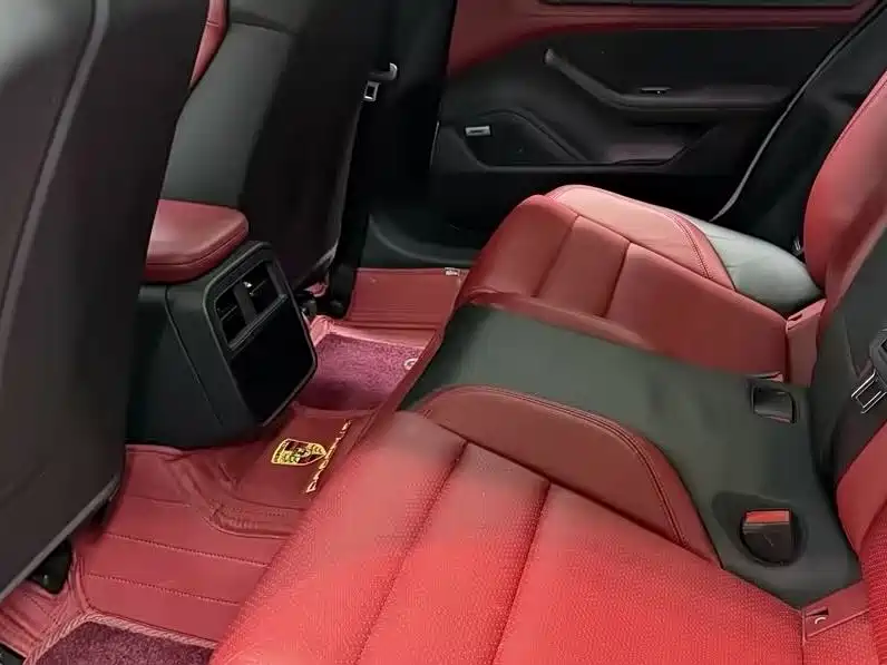 Porsche Taycan 2021 2020 Taycan