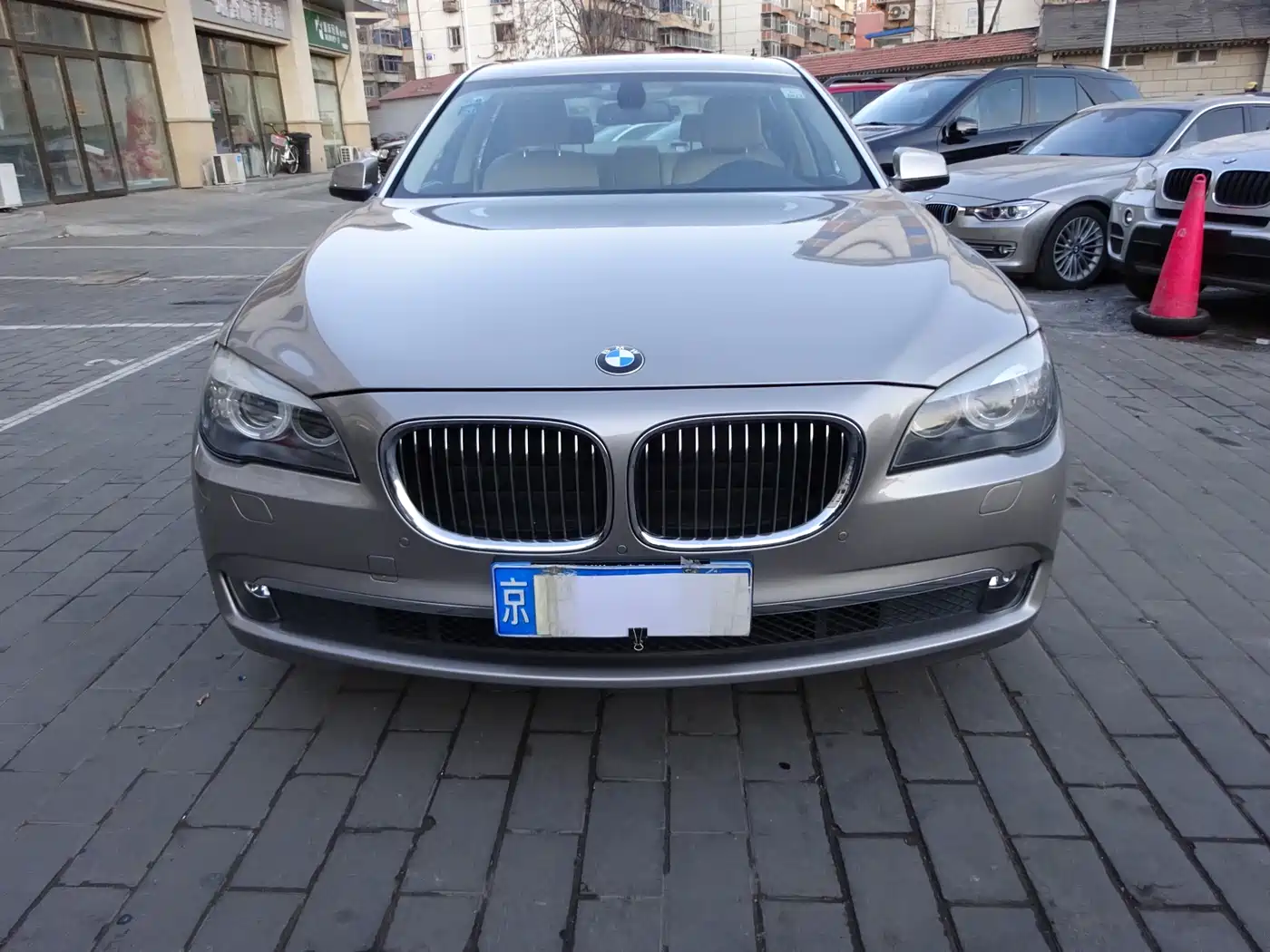 BMW 7 Series 2011 730Li Elegance фото 2