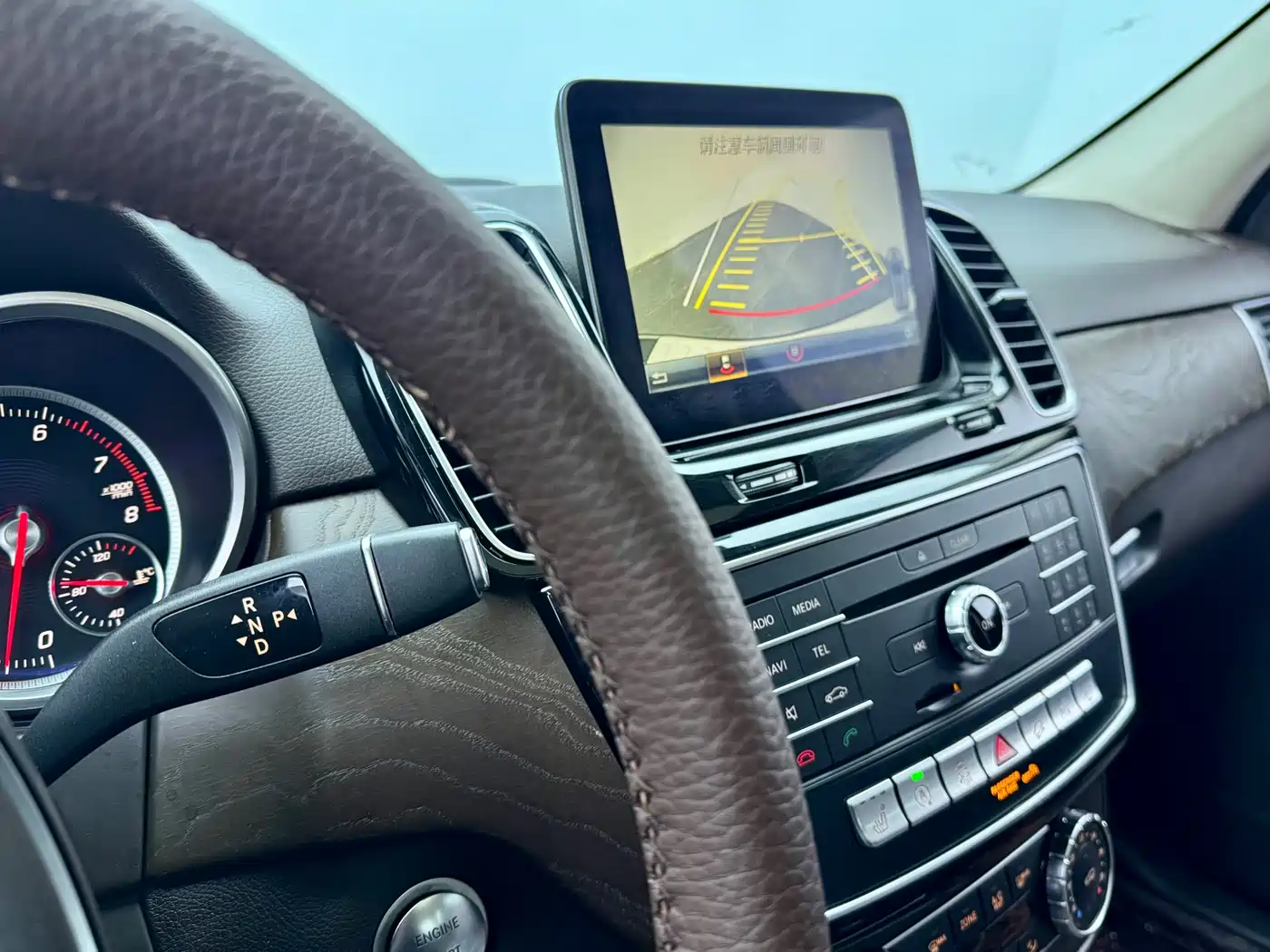 Mercedes-Benz GLE 2016 GLE 320 4MATIC Luxury фото 20