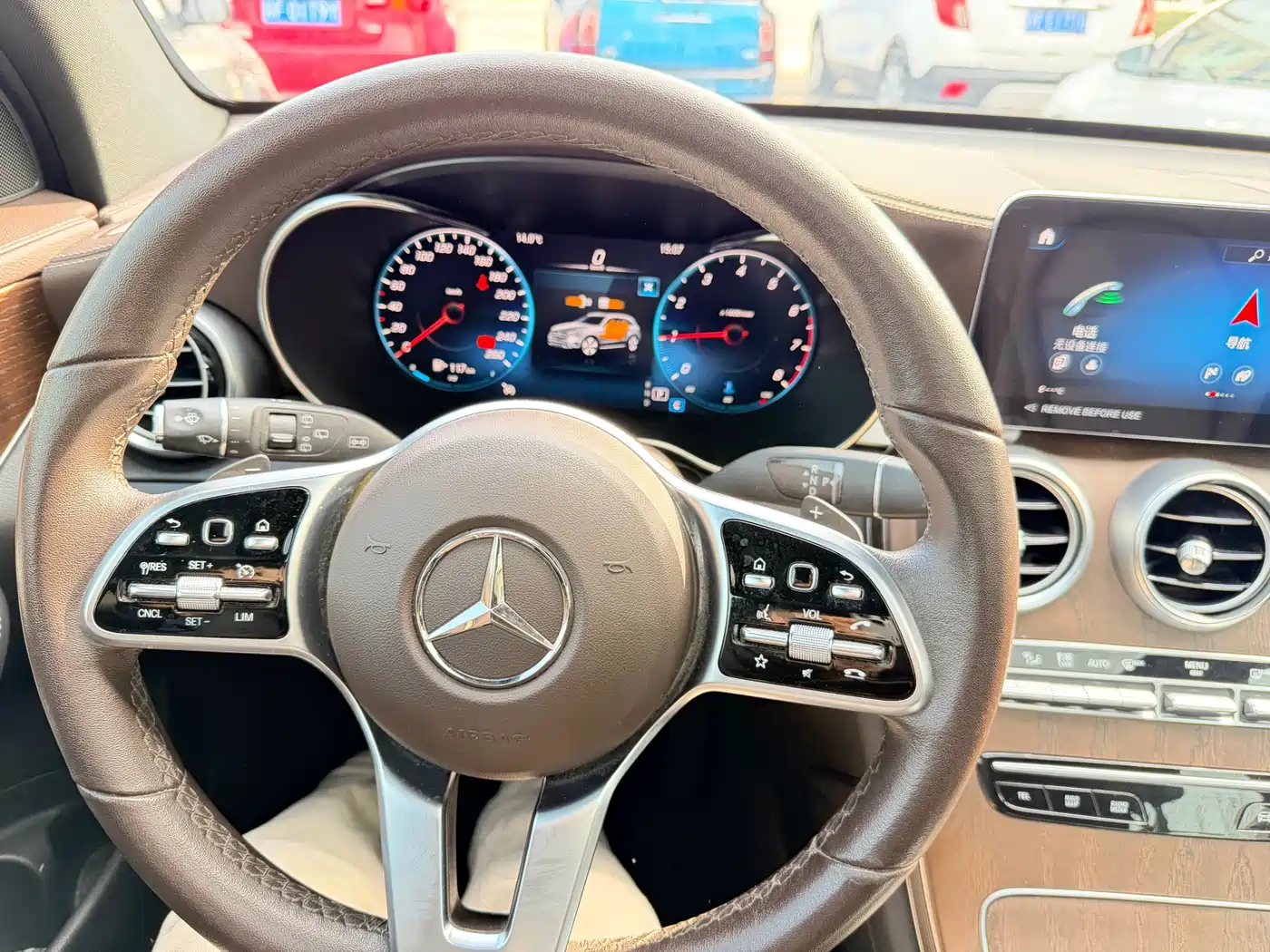 Mercedes-Benz GLC 2022 Facelift II GLC 260 L 4MATIC Sport Model фото 7
