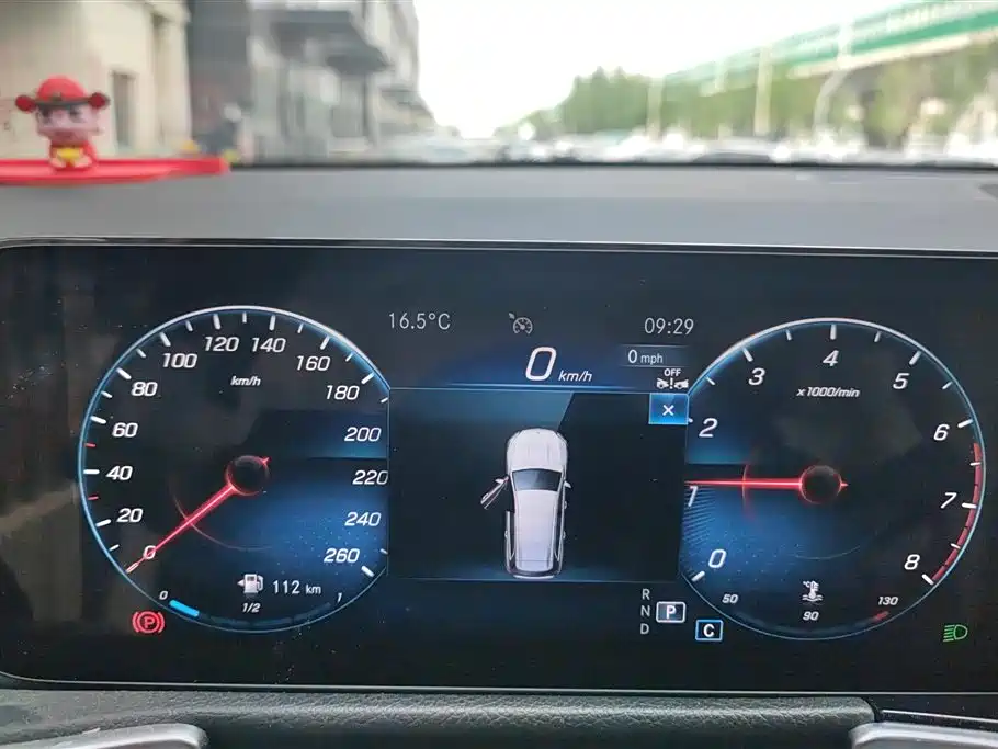 Mercedes-Benz GLB 2023 GLB 220 Style фото 13