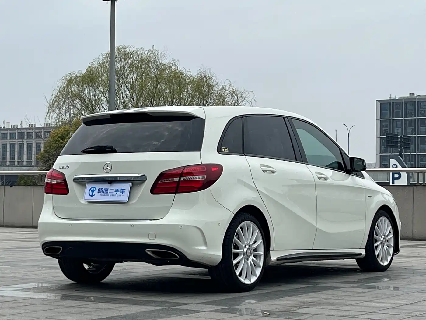 Mercedes-Benz B-Class 2017 B 200 Polar Limited Edition фото 3