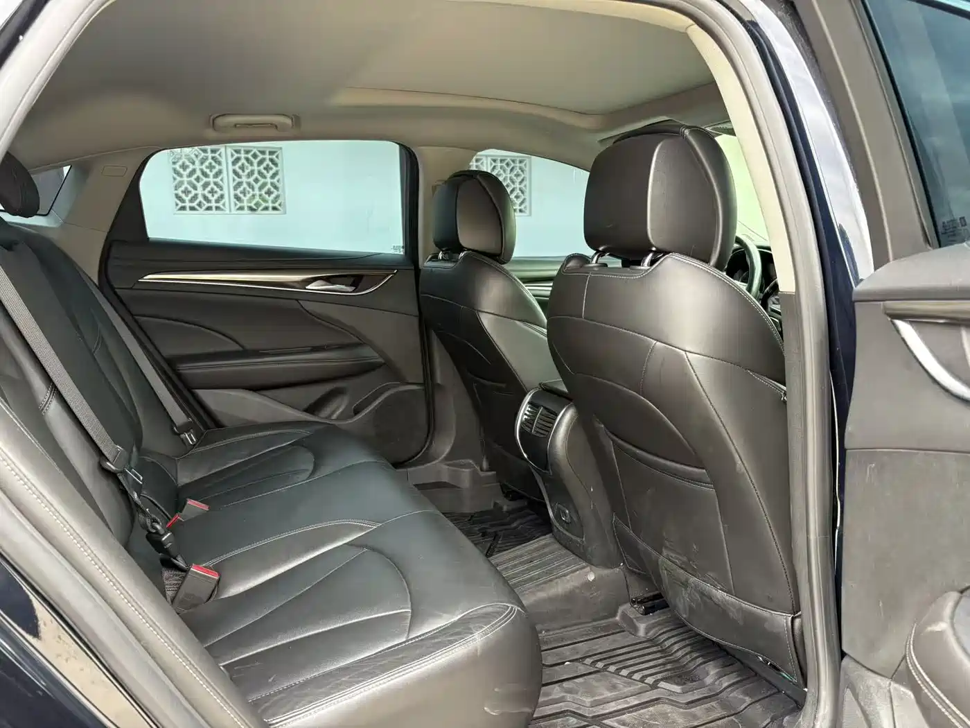 Buick LaCrosse 2019 28T Luxury Edition фото 7