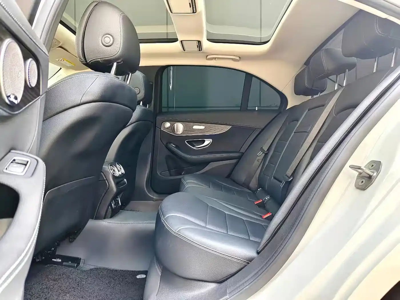 Mercedes-Benz C-Class 2021 C 260 L Sport Starry Exclusive Edition фото 6