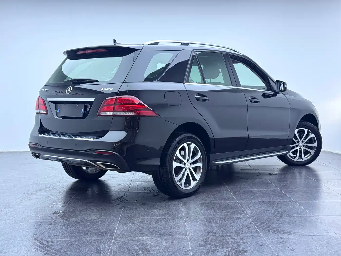 Mercedes-Benz GLE 2016 GLE 320 4MATIC Luxury фото 6