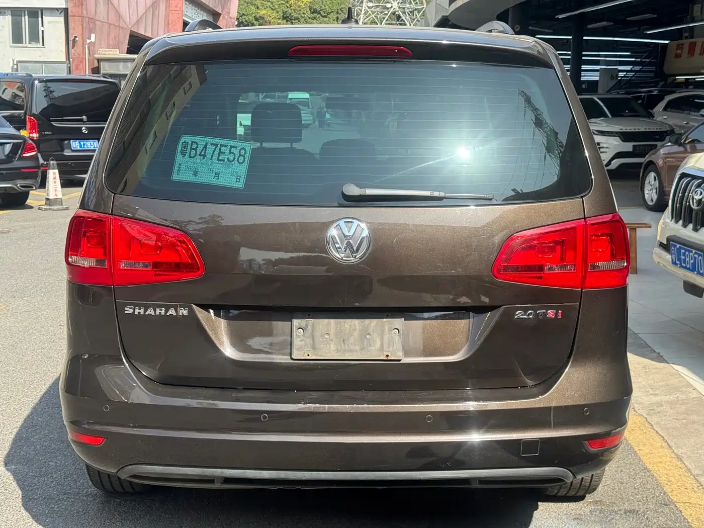Volkswagen Sharan 2014 2.0TSI Comfort фото 5