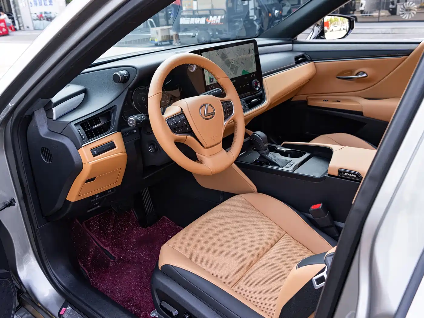 Lexus ES 2025 2025 300h Ultimate Edition