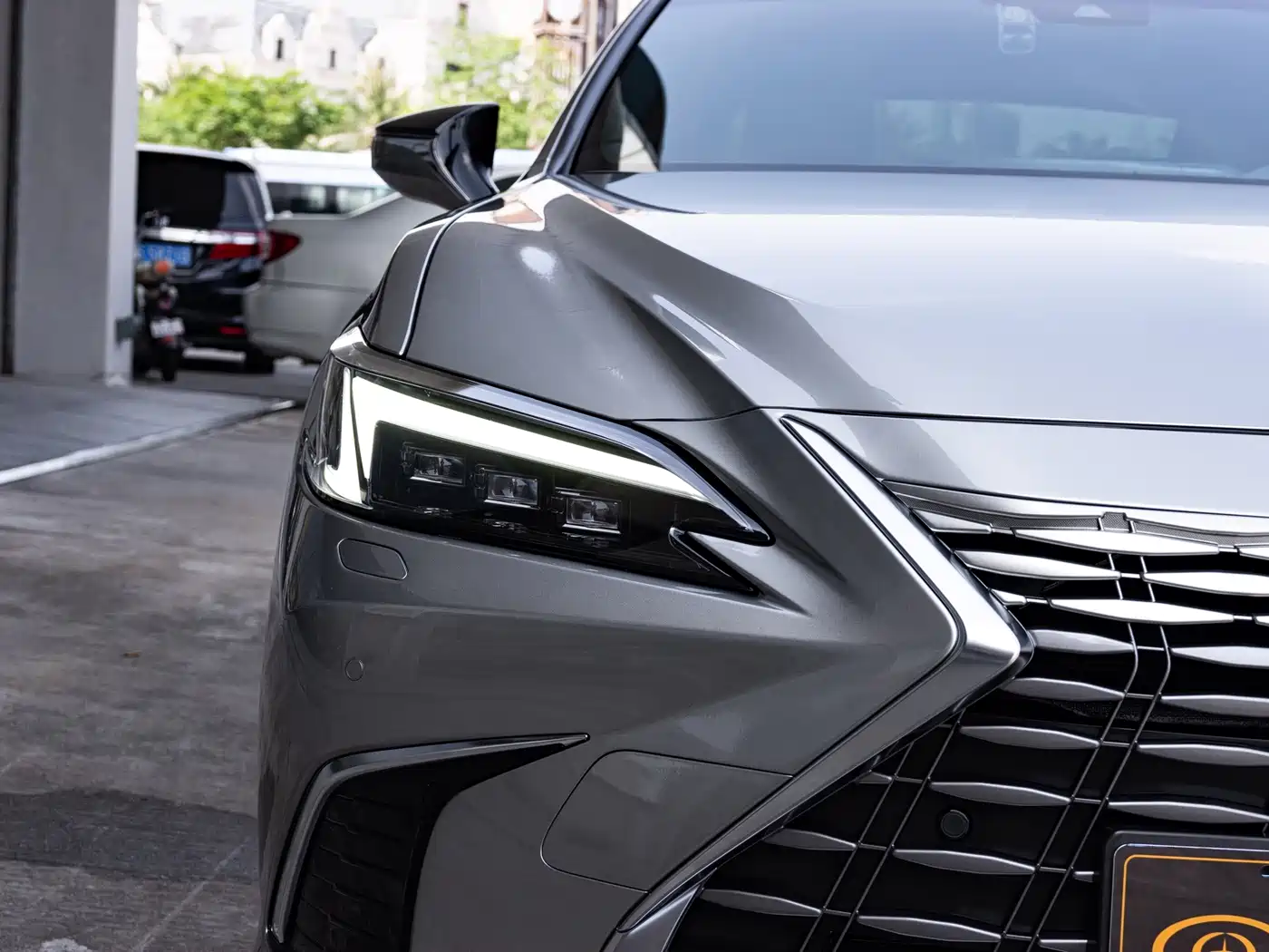 Lexus ES 2025 2025 300h Ultimate Edition