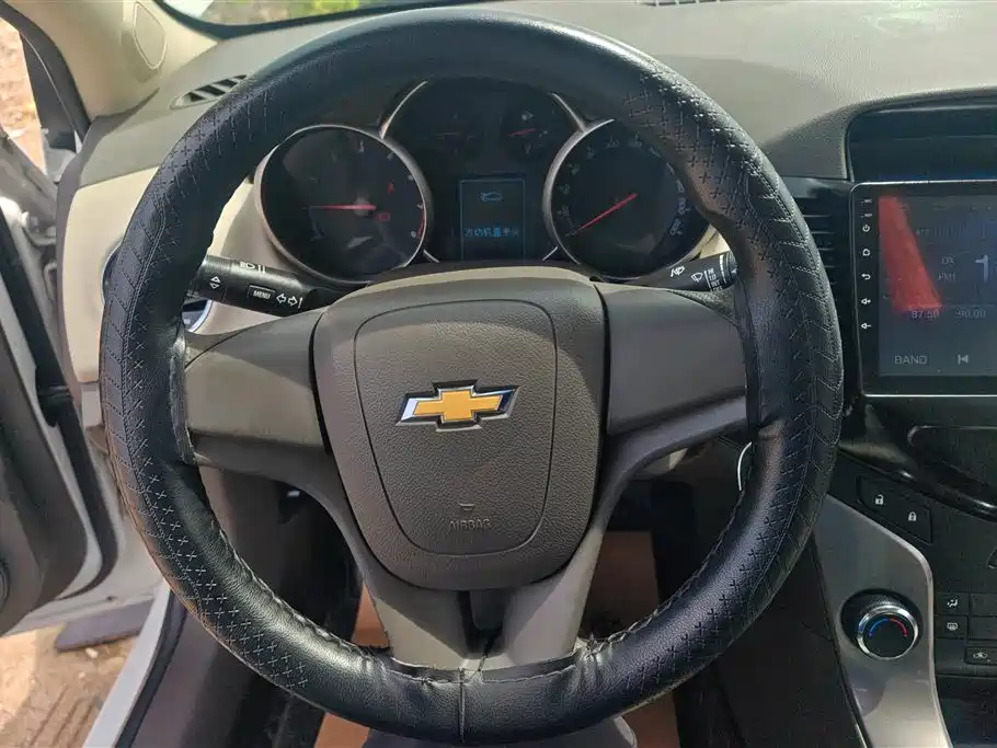 Chevrolet Cruze 2015 1.5L Classic SE MT фото 15
