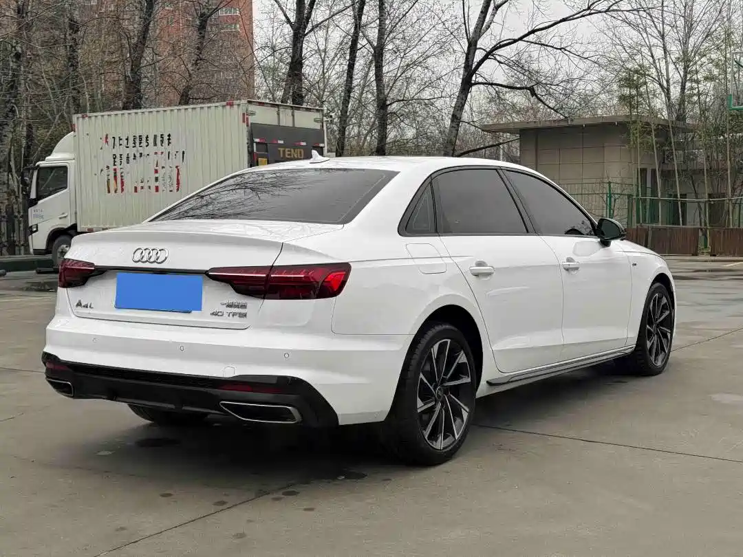 Audi A4L 2024 40 TFSI Luxury Dynamic фото 12