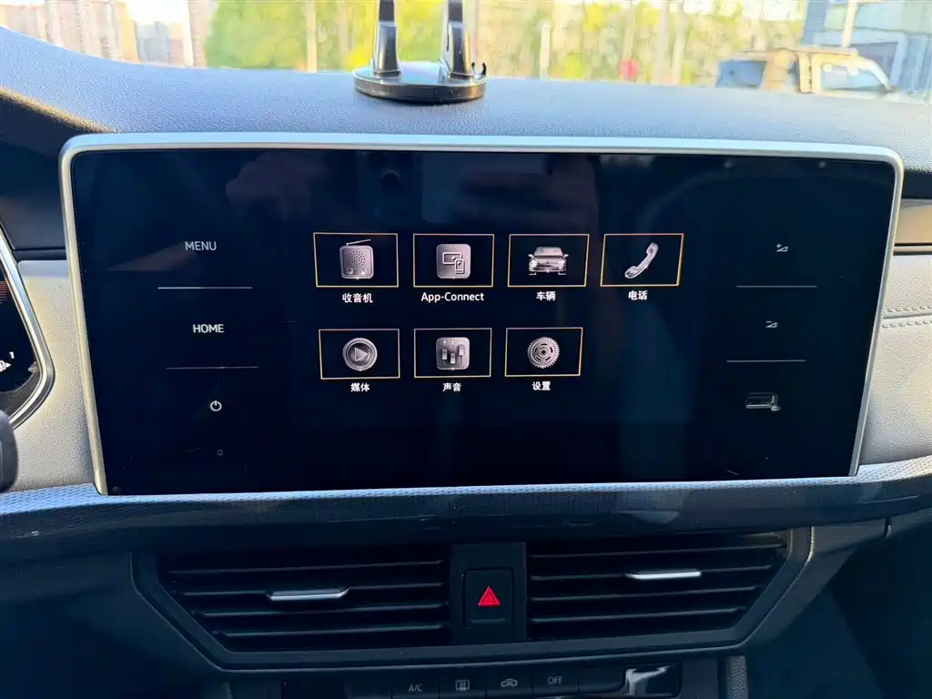 Volkswagen Bora 2023 200TSI DSG Comfort Edition фото 11