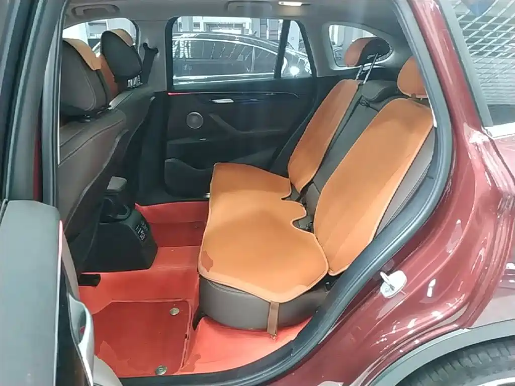 BMW X1 2021 sDrive25Li Leading фото 17