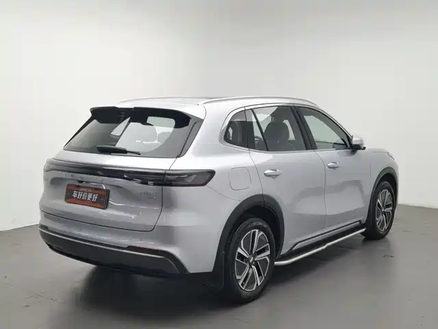 Geely Galaxy Galaxy Starship 7 EM-i 2025 Model 120km Voyage+ Edition — фото 2