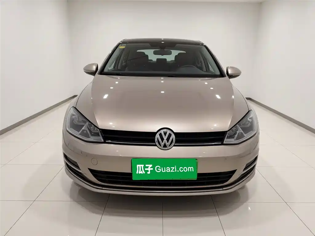 Volkswagen Golf 2016 230TSI Automatic Luxury фото 24