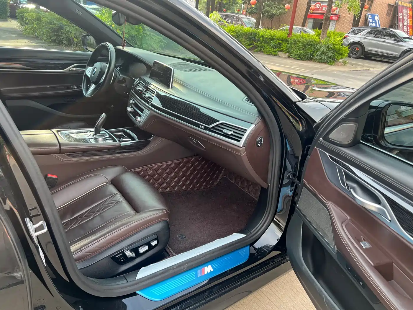 BMW 7 Series 2019 Facelift 730Li M Sport Package фото 8