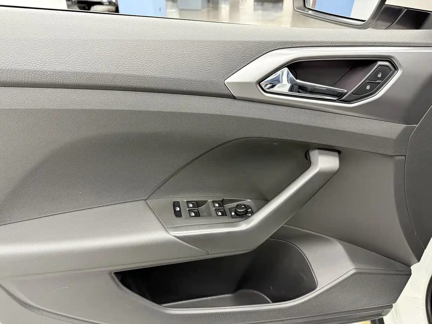 Volkswagen T-Cross 2022 280TSI DSG Luxury Edition фото 19