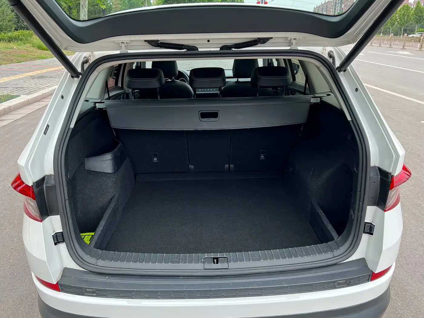 Škoda Kodiaq 2018 Facelift TSI330 5-seat 2WD Premium Luxury Edition фото 20
